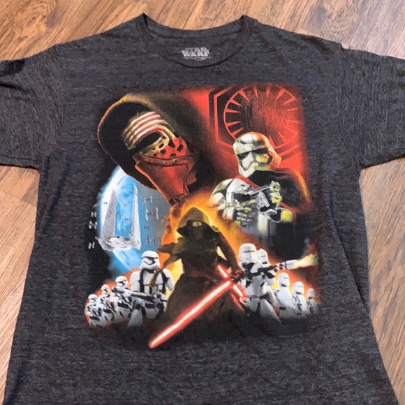 EUC Star Wars T-shirt